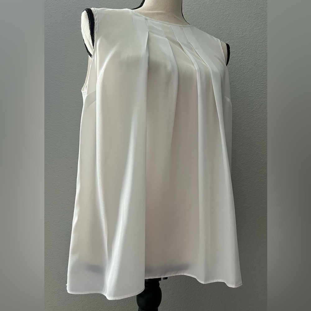 Michael Kors Sleeveless Ivory Pleated Front Blouse - Petite Medium -Work Office